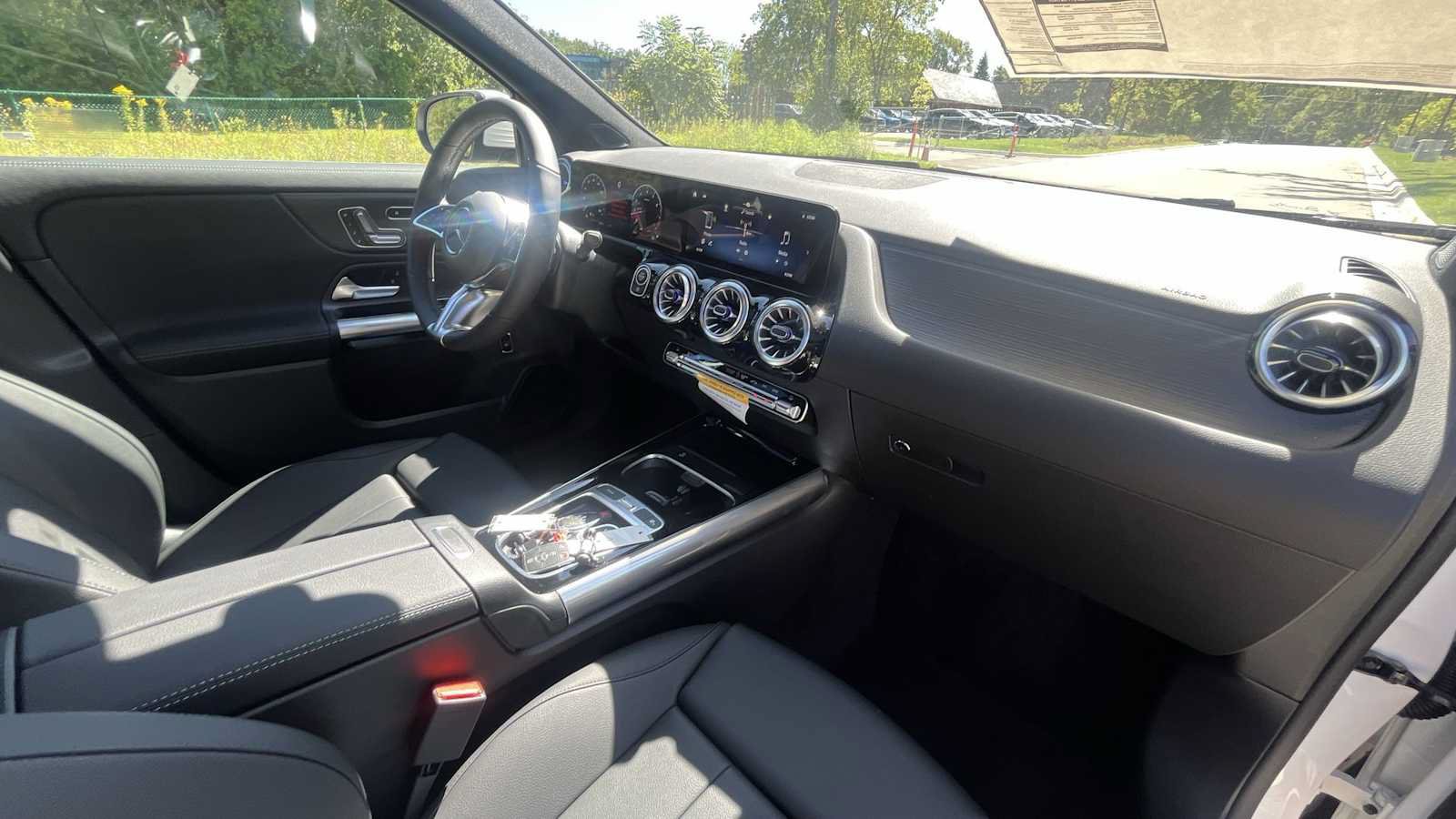 New 2026 Mercedes-Benz GLA 250 4MATIC image 10