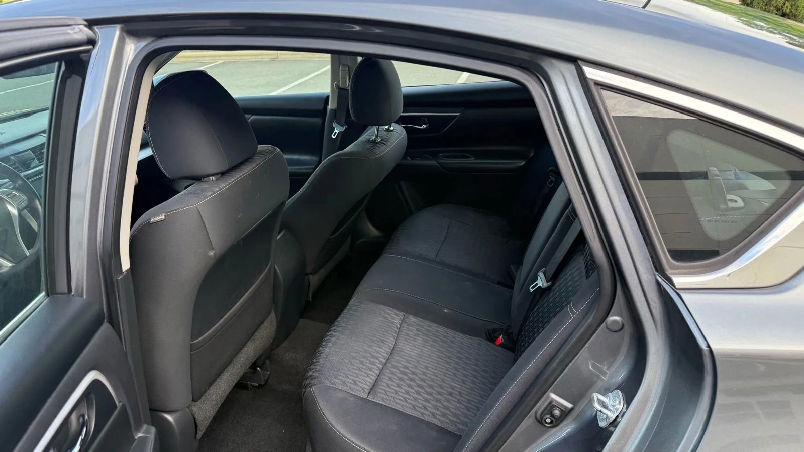 Used 2017 Nissan Altima 2.5 SV image 24