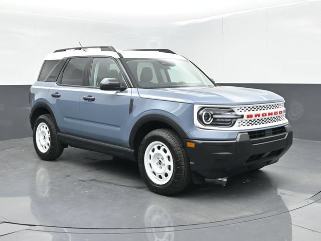 Certified 2025 Ford Bronco Sport Heritage AWD/4WD image 2