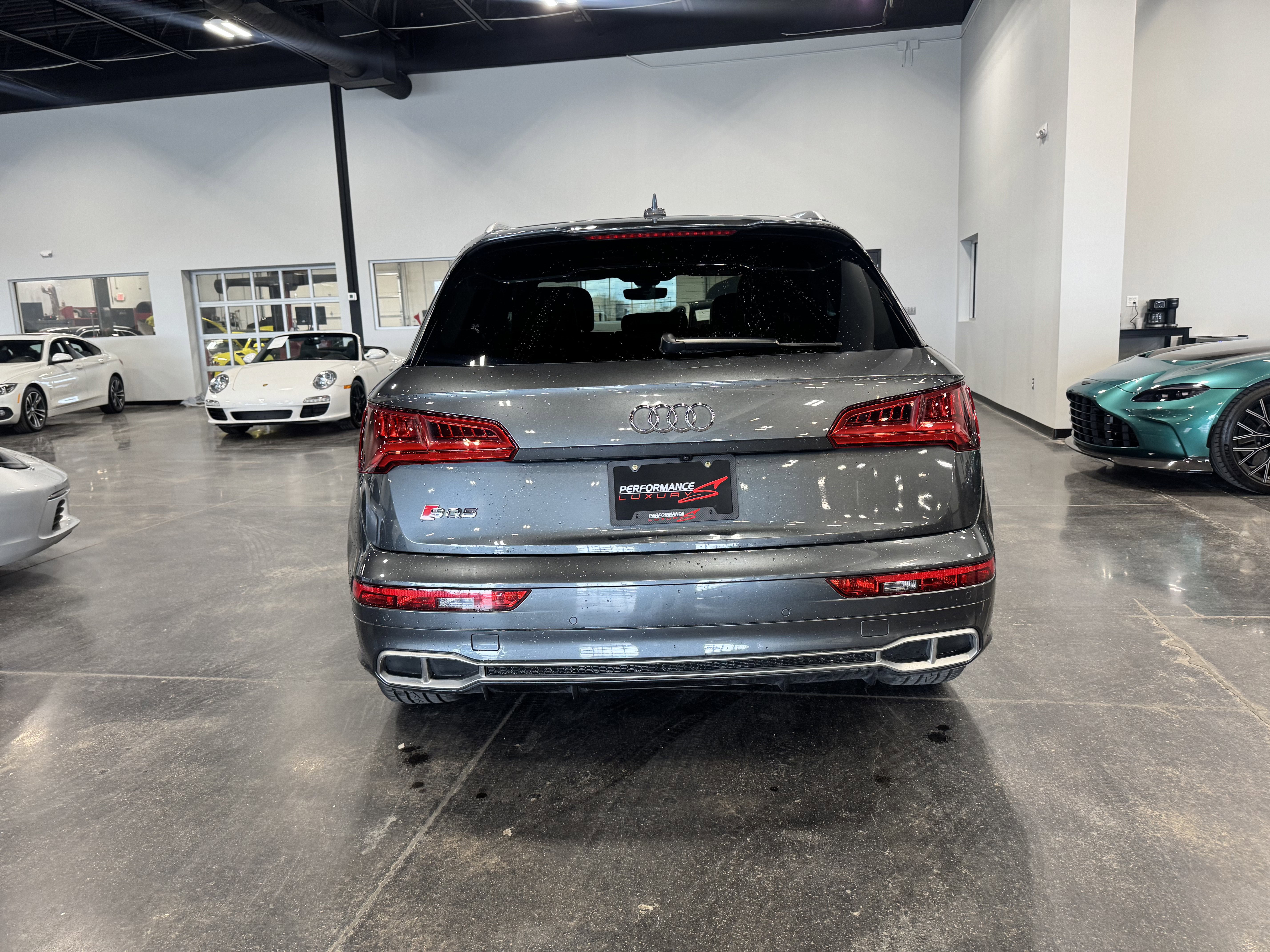 Used 2018 Audi SQ5 Prestige w/ Prestige Package image 22