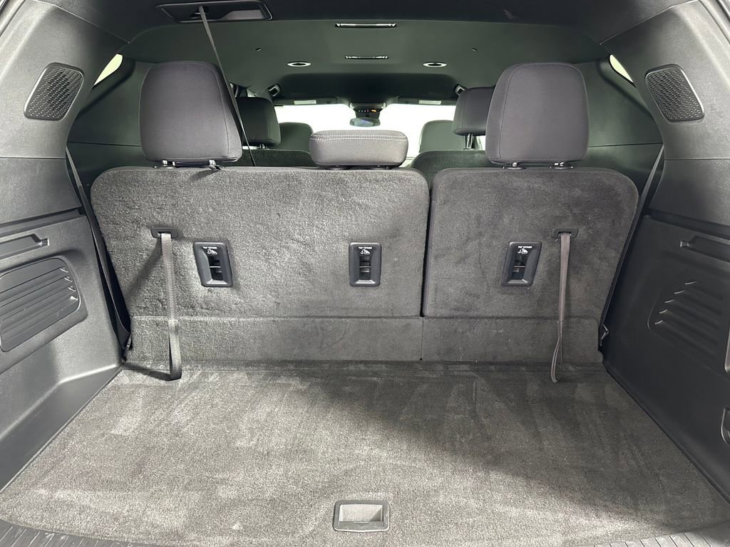 Used 2024 Chevrolet Traverse LT w/ LPO, Floor Liner Package image 29