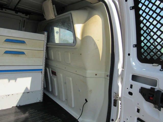Used 2014 Chevrolet Express 2500 RWD image 17