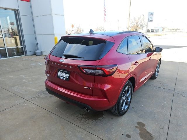 Used 2023 Ford Escape ST-Line w/ Tech Pack #1 image 7