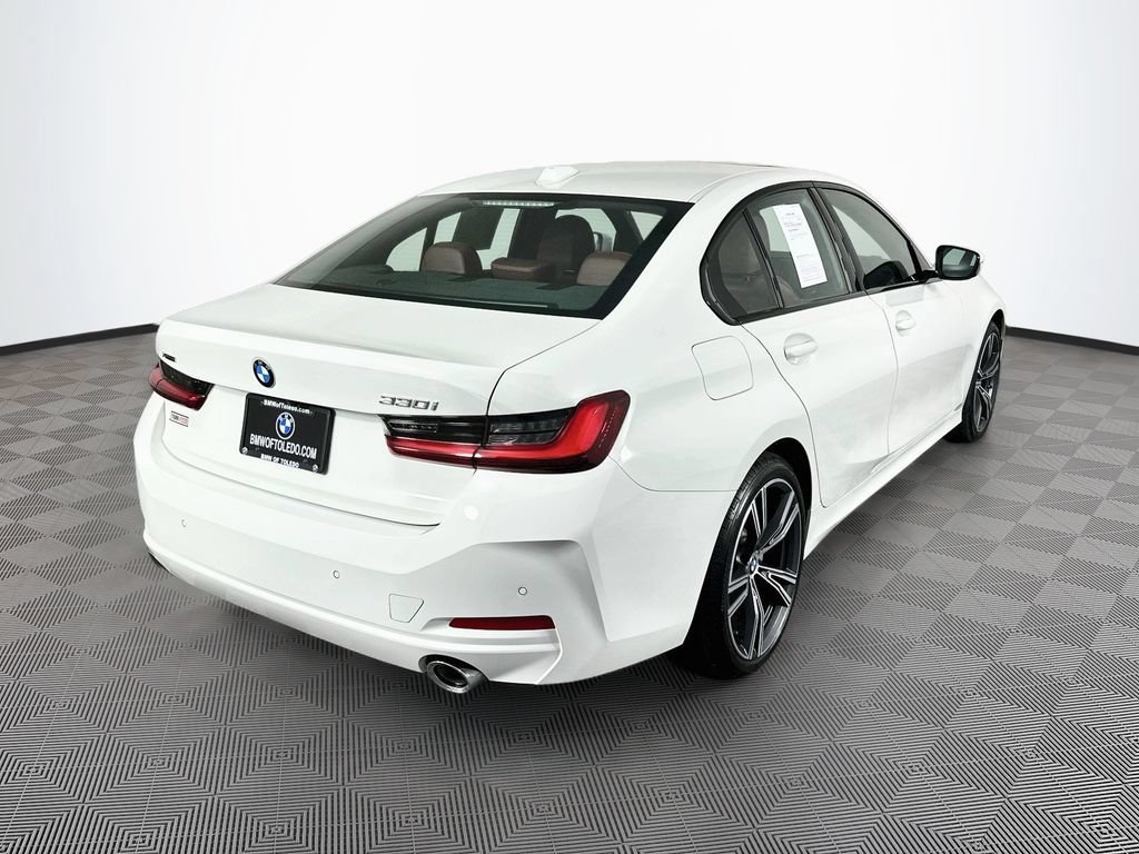 Certified 2023 BMW 330i xDrive Sedan w/ Driving Assistance Package AWD/4WD image 10
