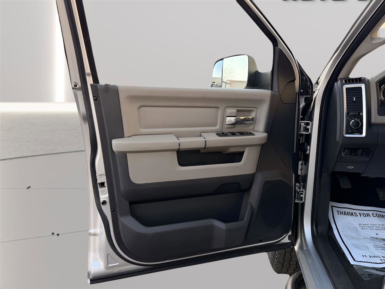 Used 2010 Dodge Ram 2500 Truck SLT w/ Luxury Group image 17