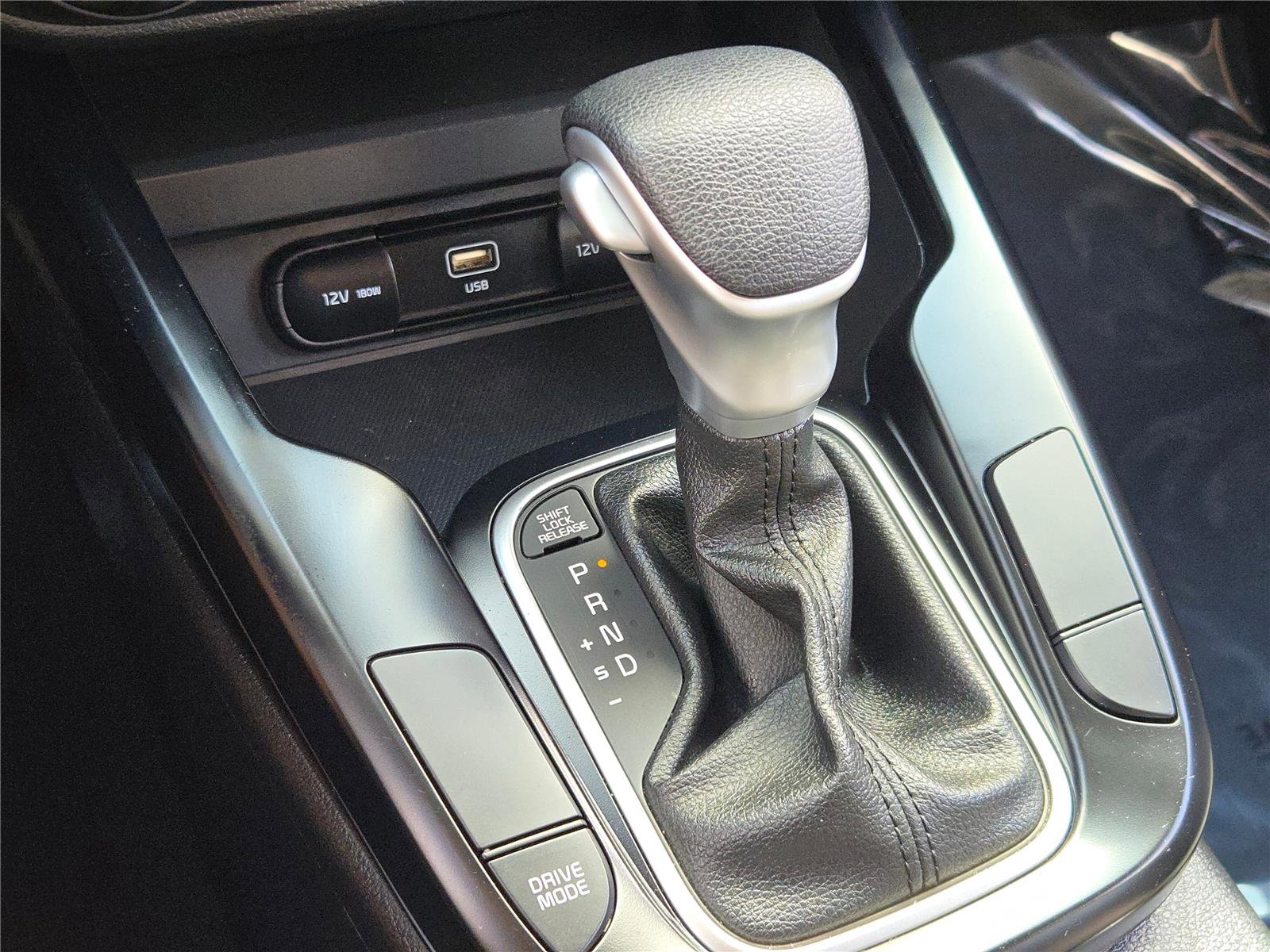 Used 2025 Kia Soul LX w/ LX Technology Package image 31