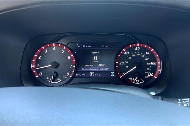 Used 2022 Nissan Frontier PRO-4X image 10