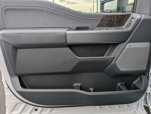 New 2026 Ford F350 Lariat w/ Black Appearance Package image 11