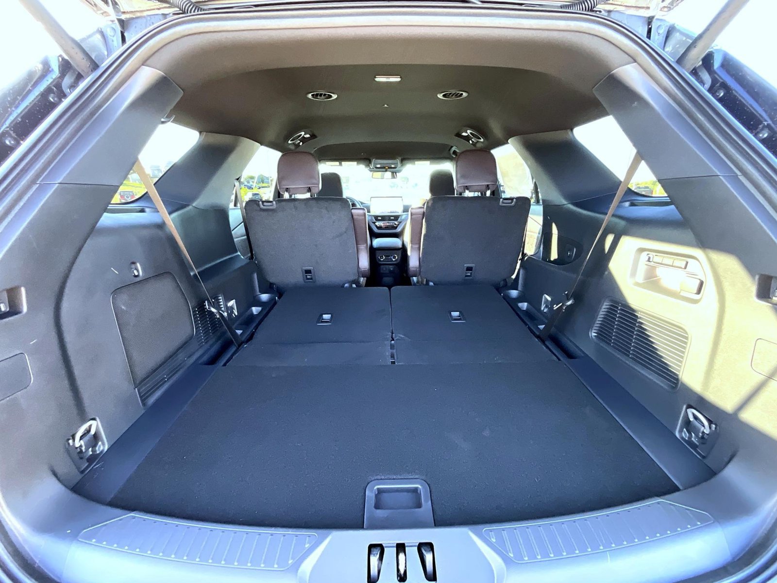 New 2027 Ford Explorer Platinum w/ LUX Leather Package AWD/4WD image 27