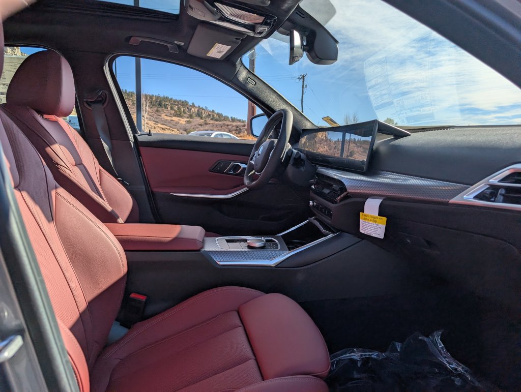 Certified 2026 BMW 330i xDrive Sedan w/ Premium Package AWD/4WD image 20