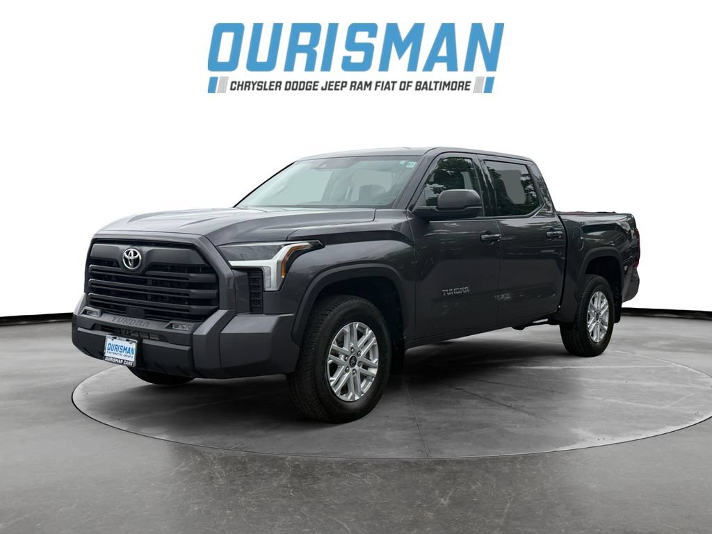 Used 2022 Toyota Tundra SR5 AWD/4WD image 2