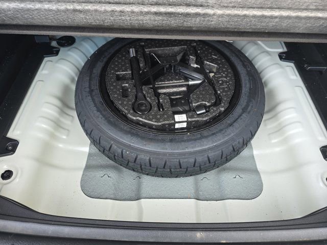 Used 2025 Kia Seltos EX w/ EX Sunroof Package image 13