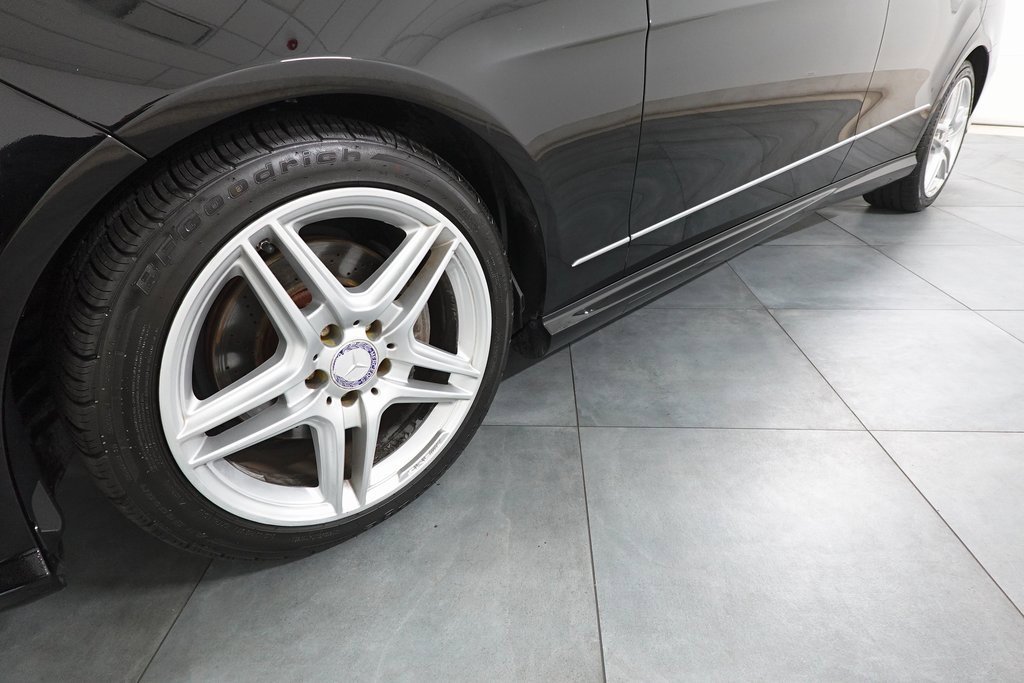 Used 2013 Mercedes-Benz E 350 4MATIC Sedan image 29