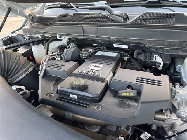 Used 2024 RAM 3500 Tradesman w/ Chrome Appearance Group image 38