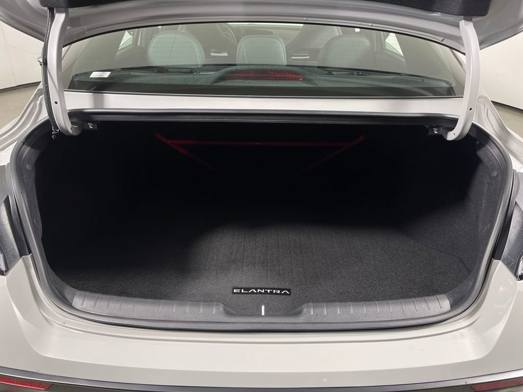 Certified 2025 Hyundai Elantra N image 10