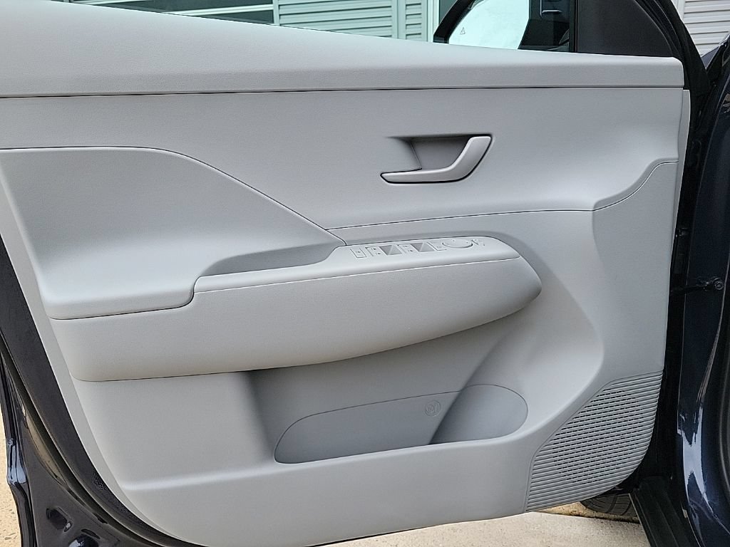 Used 2024 Hyundai Kona SEL AWD/4WD image 27
