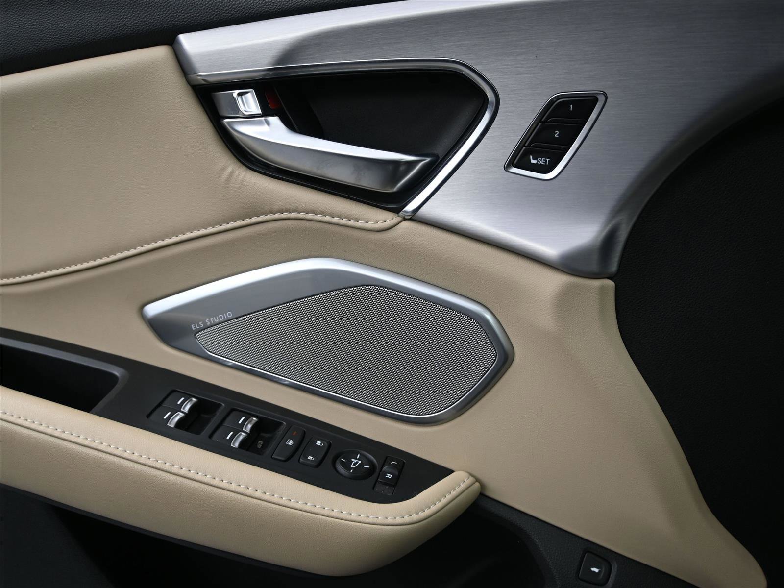 Certified 2023 Acura RDX AWD w/ Technology Package image 6