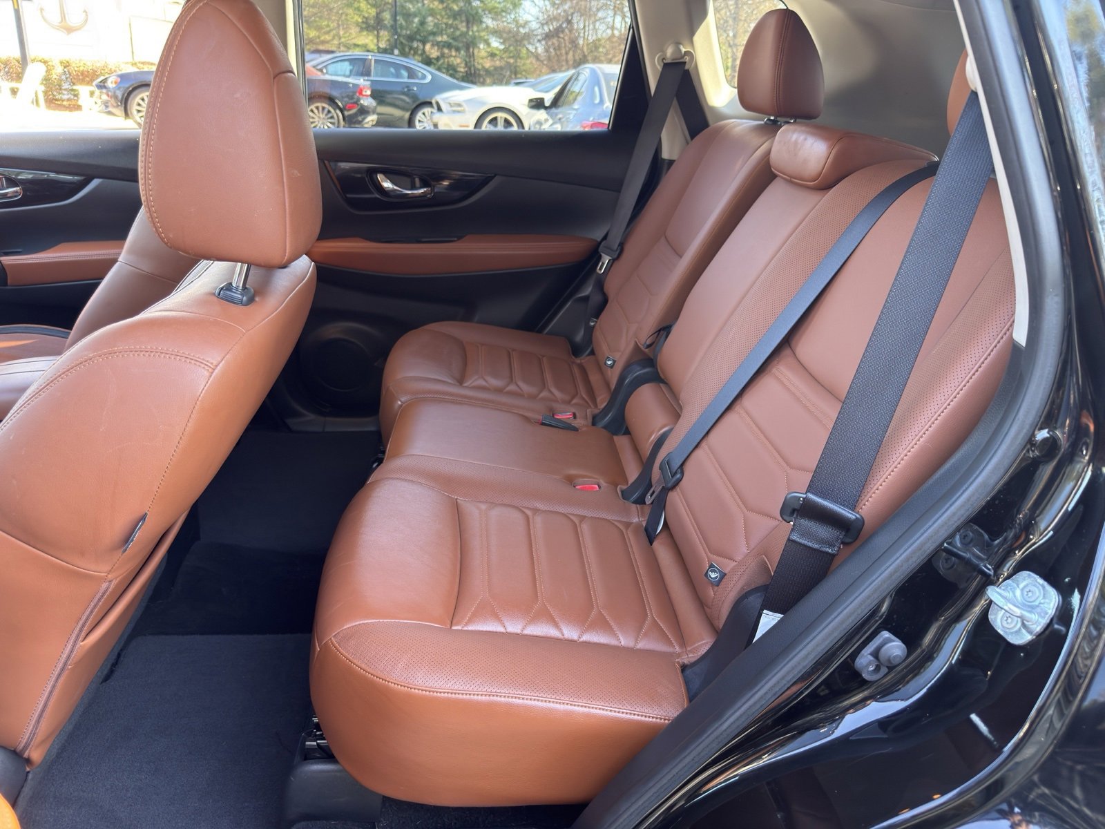 Used 2018 Nissan Rogue SL w/ Premium Package image 25