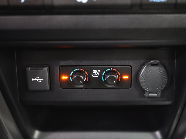 Used 2021 Toyota 4Runner Limited AWD/4WD image 33