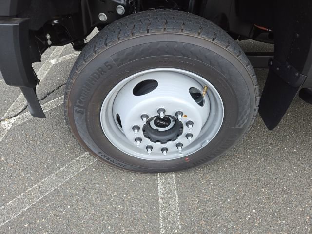 New 2025 Ford F550 4x4 Regular Cab Super Duty image 20