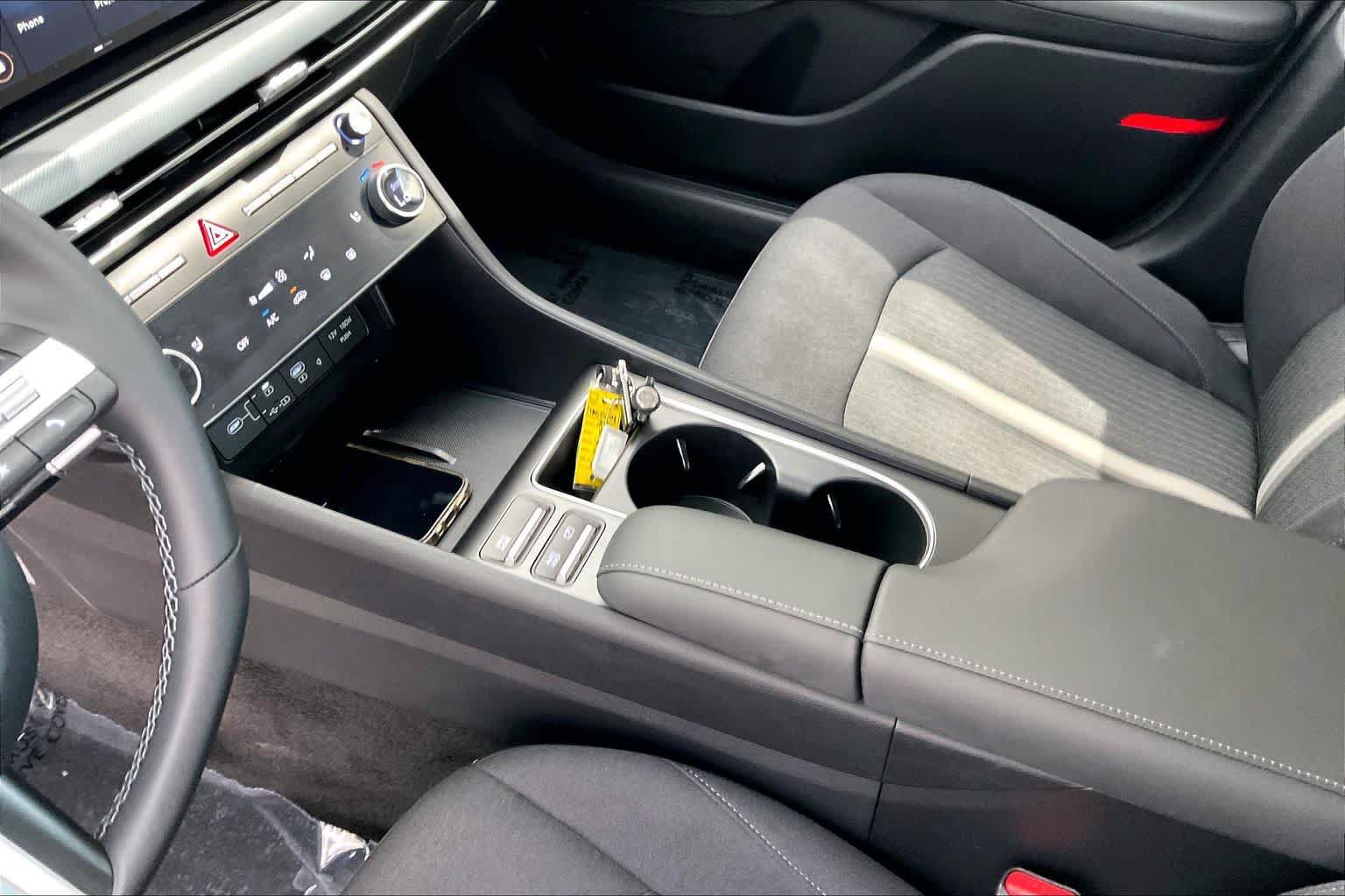 Certified 2026 Hyundai Sonata SEL AWD/4WD image 17