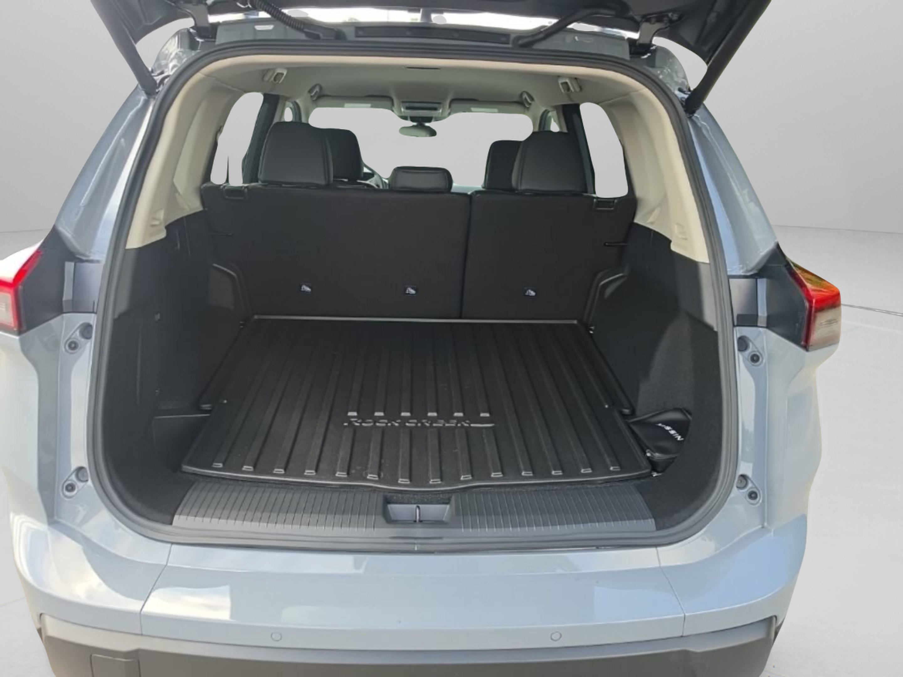 Used 2026 Nissan Rogue SV AWD/4WD image 24