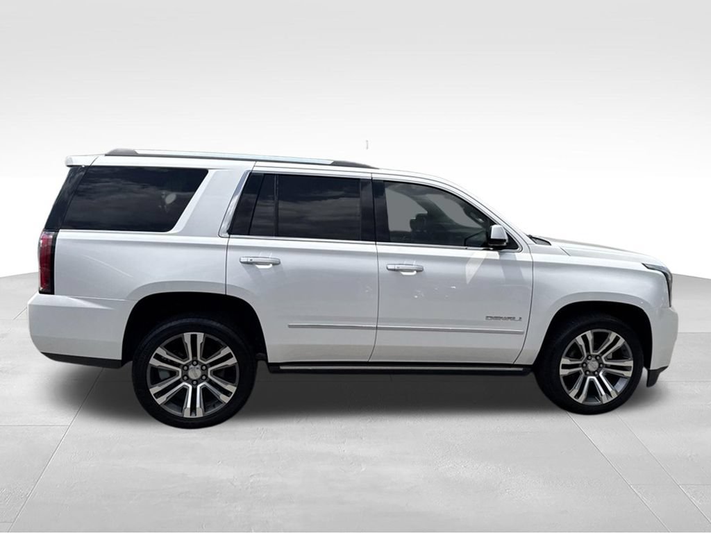 Used 2017 GMC Yukon Denali w/ Open Road Package AWD/4WD image 8