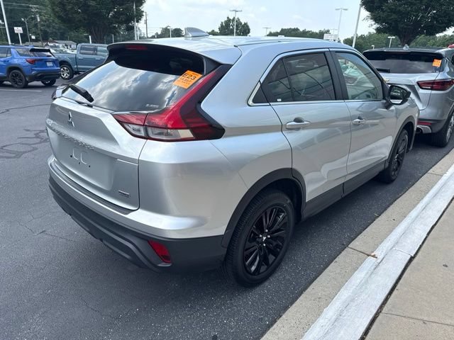 Used 2024 Mitsubishi Eclipse Cross LE AWD/4WD image 8