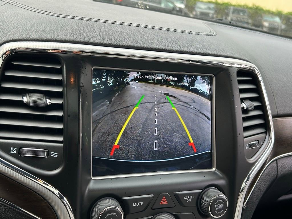 Certified 2018 Jeep Grand Cherokee Limited image 24