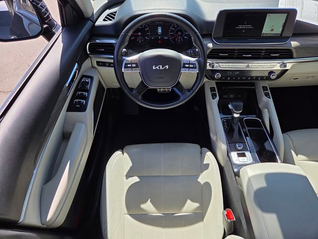 Used 2022 Kia Telluride SX w/ Towing Package FWD image 14