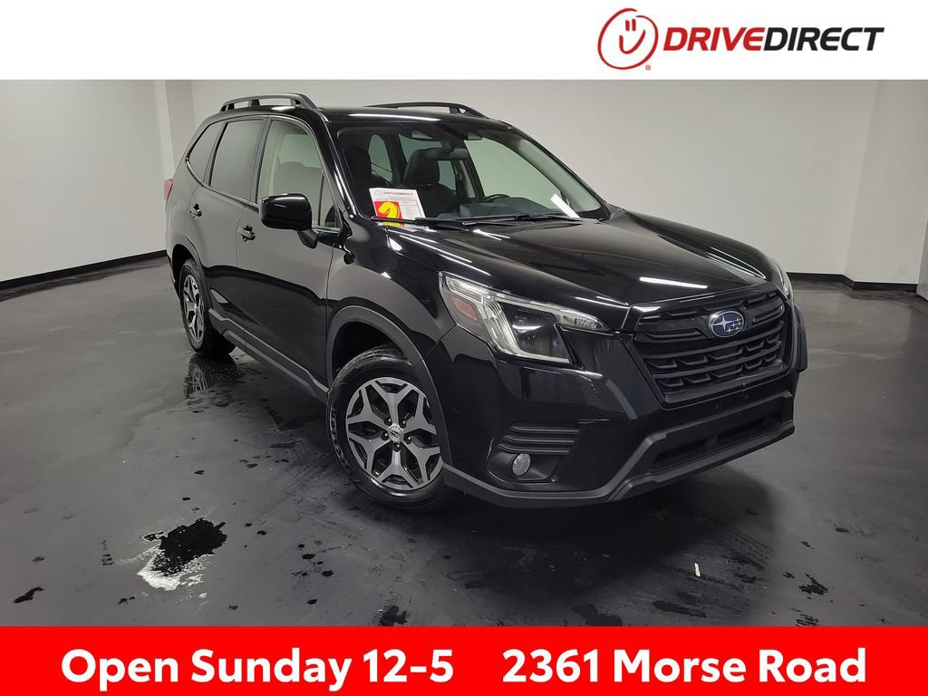 Used 2023 Subaru Forester Premium AWD/4WD image 1
