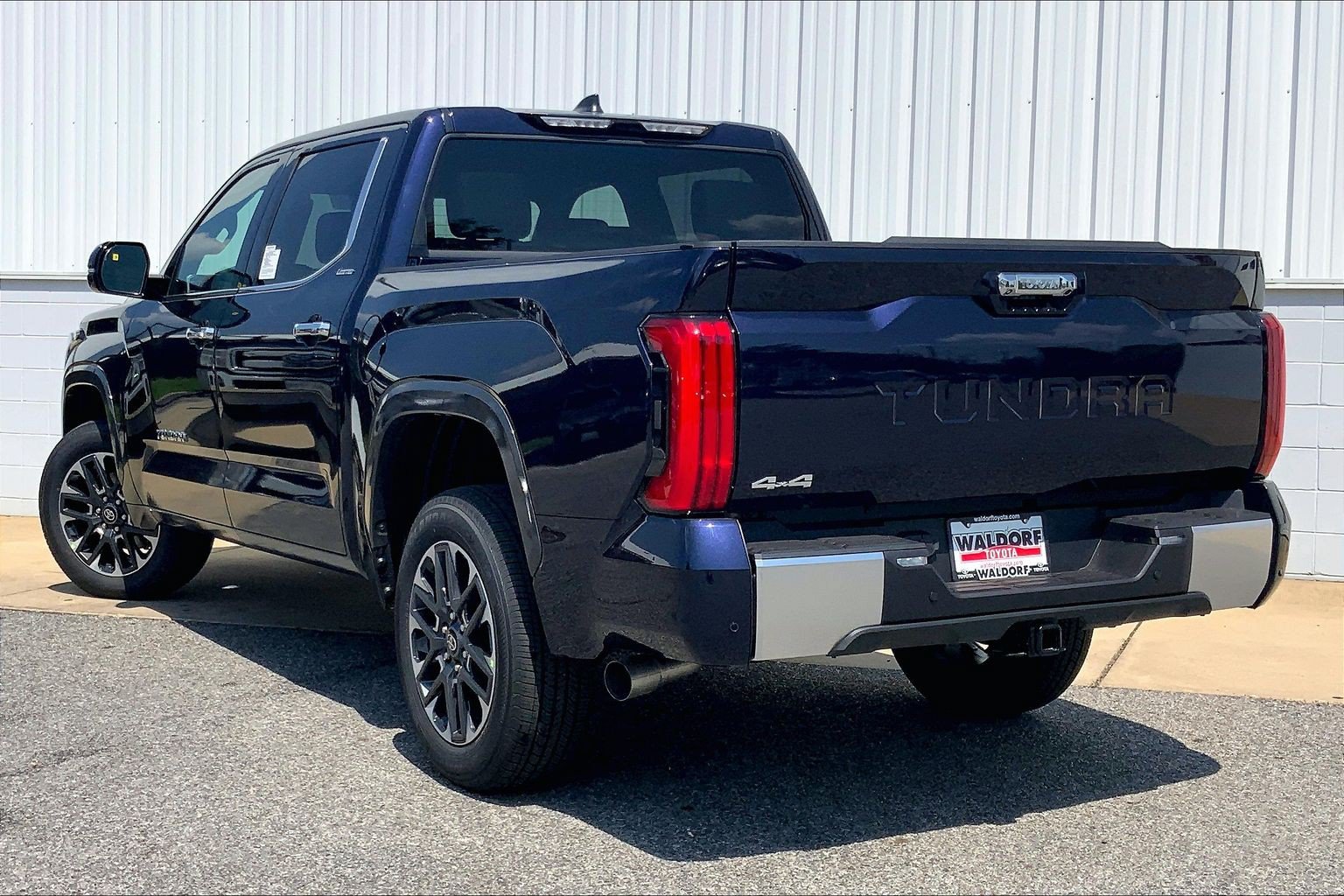 New 2026 Toyota Tundra Limited AWD/4WD image 3