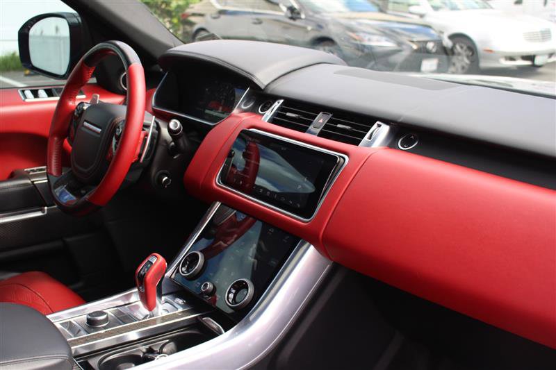 Used 2019 Land Rover Range Rover Sport SVR image 17
