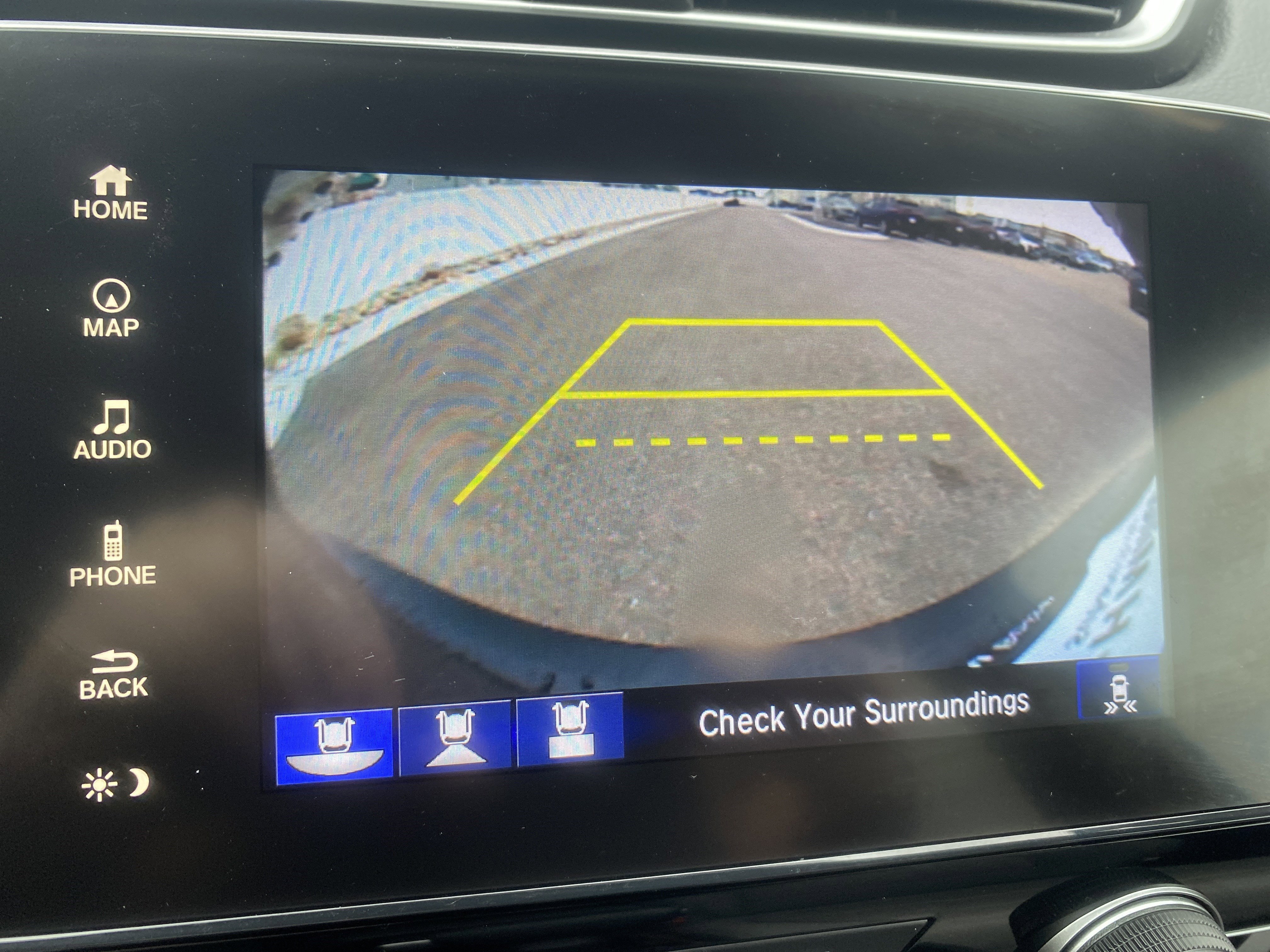 Used 2020 Honda CR-V Touring image 32