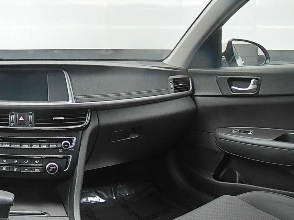 Used 2018 Kia Optima LX FWD image 27