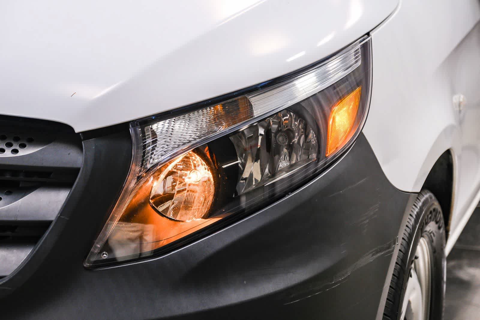 Used 2021 Mercedes-Benz Metris image 12