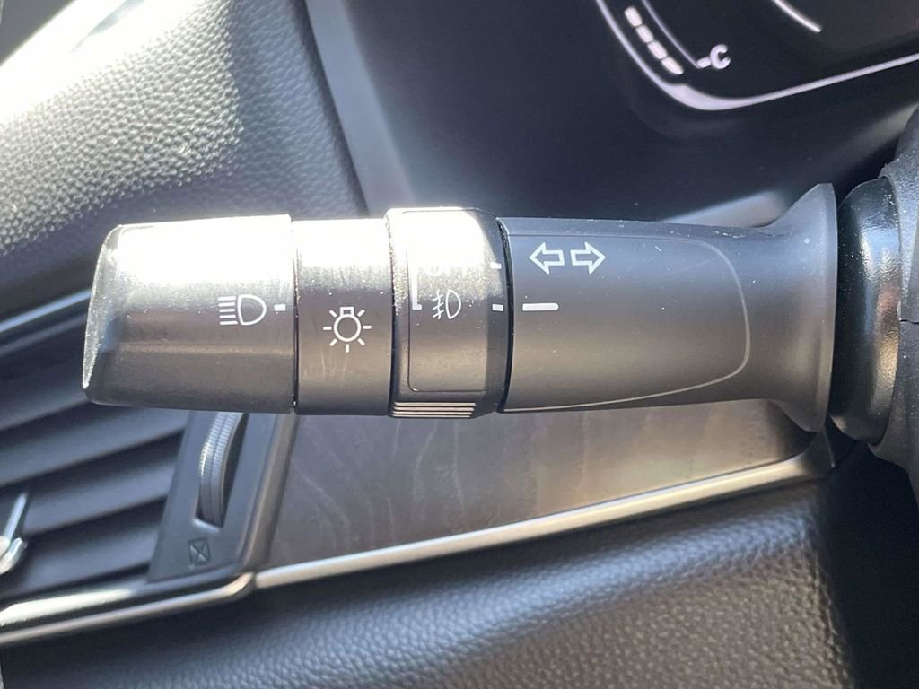 Used 2021 Honda Accord Touring image 33
