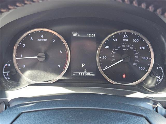 Used 2017 Lexus IS 200t RWD image 12