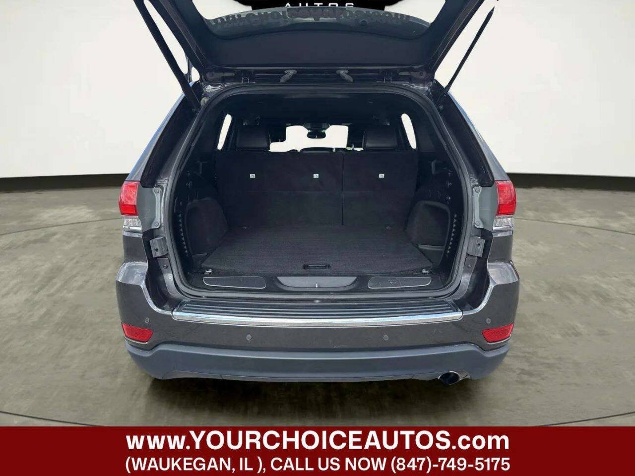 Used 2019 Jeep Grand Cherokee Limited AWD/4WD image 13