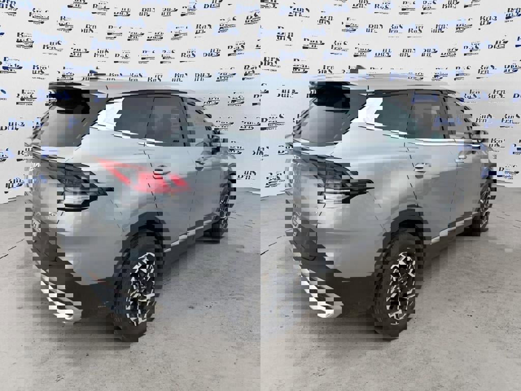 Used 2024 Kia Sportage LX image 7