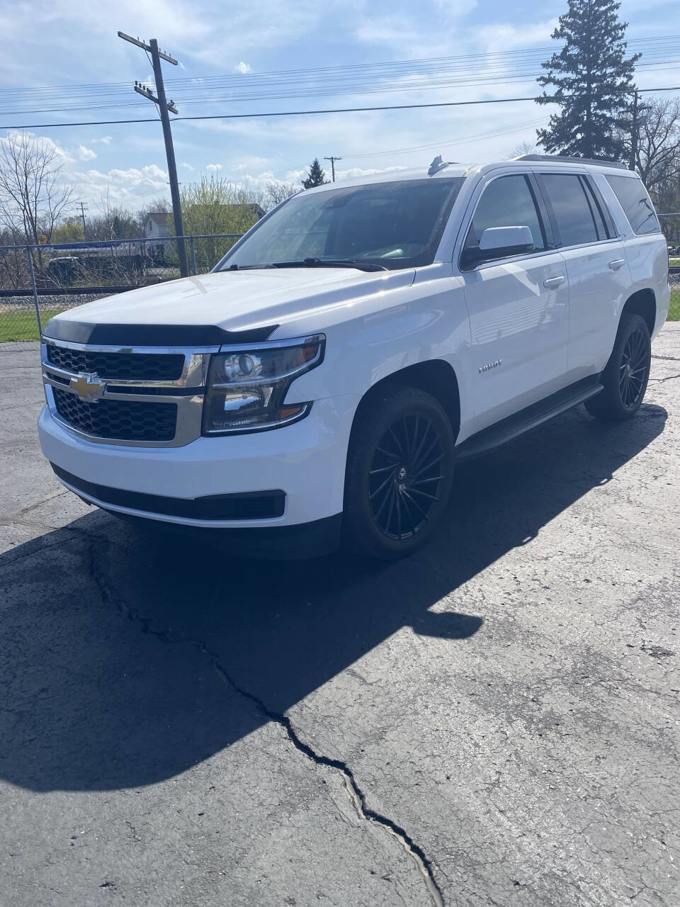 Used 2018 Chevrolet Tahoe LT image 1