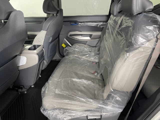 New 2026 Kia EV9 Wind AWD/4WD image 10