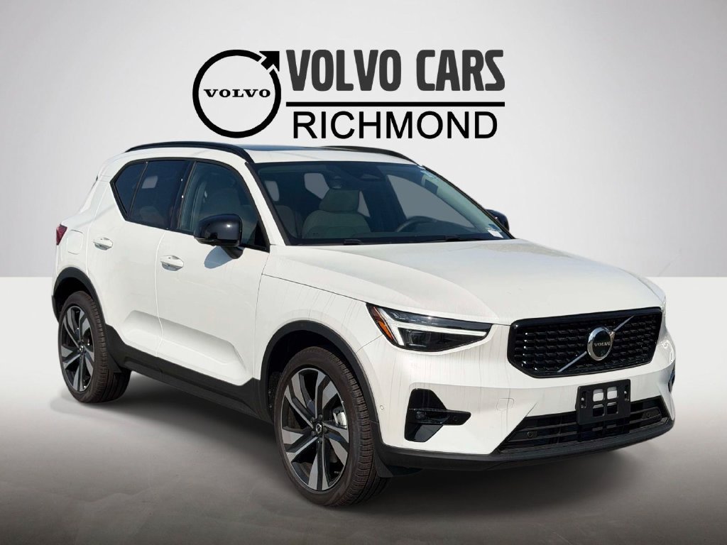 New 2026 Volvo XC40 B5 Ultra w/ Protection Package Premier AWD/4WD image 1