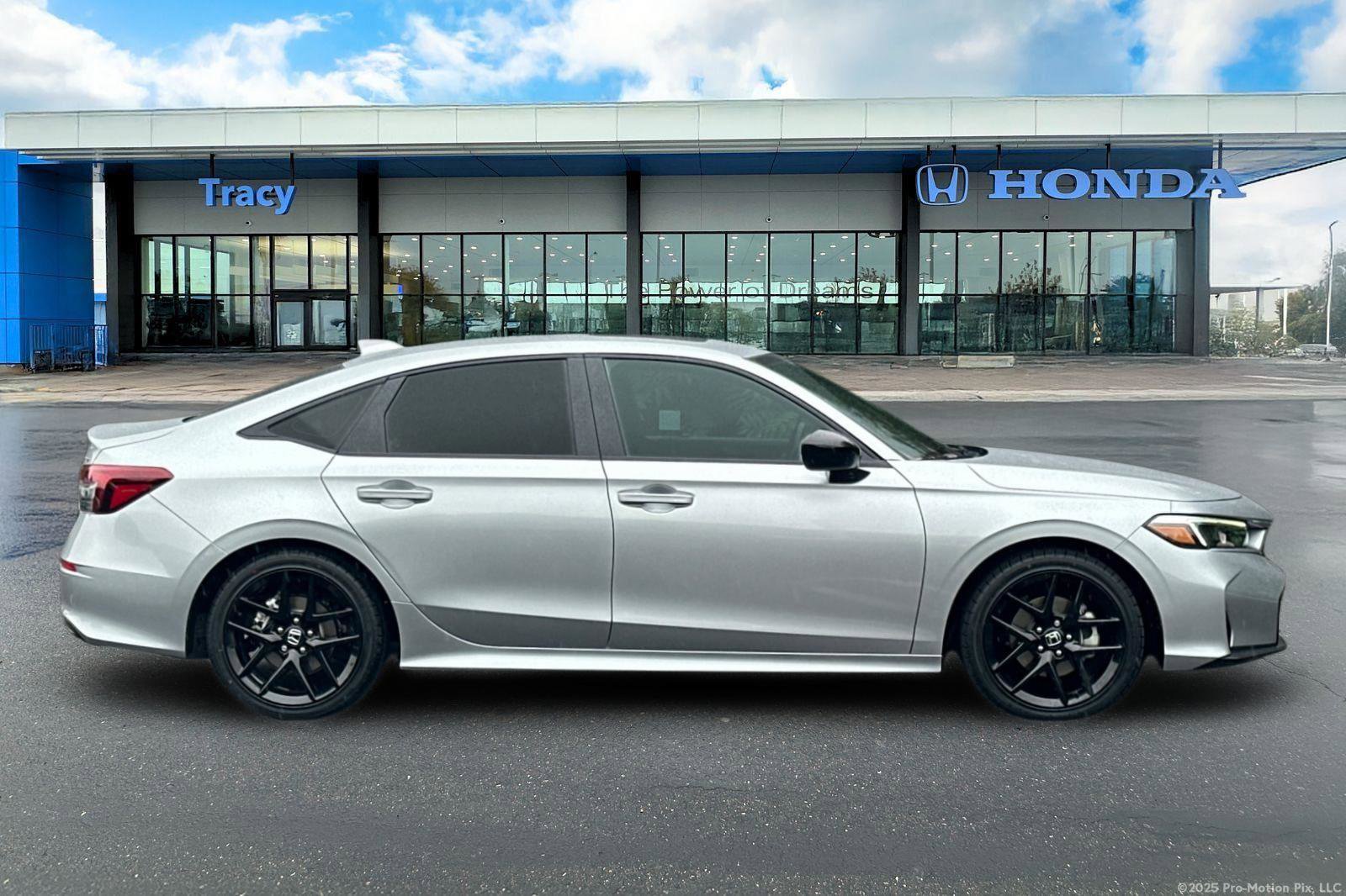 Certified 2025 Honda Civic Sport Touring image 2