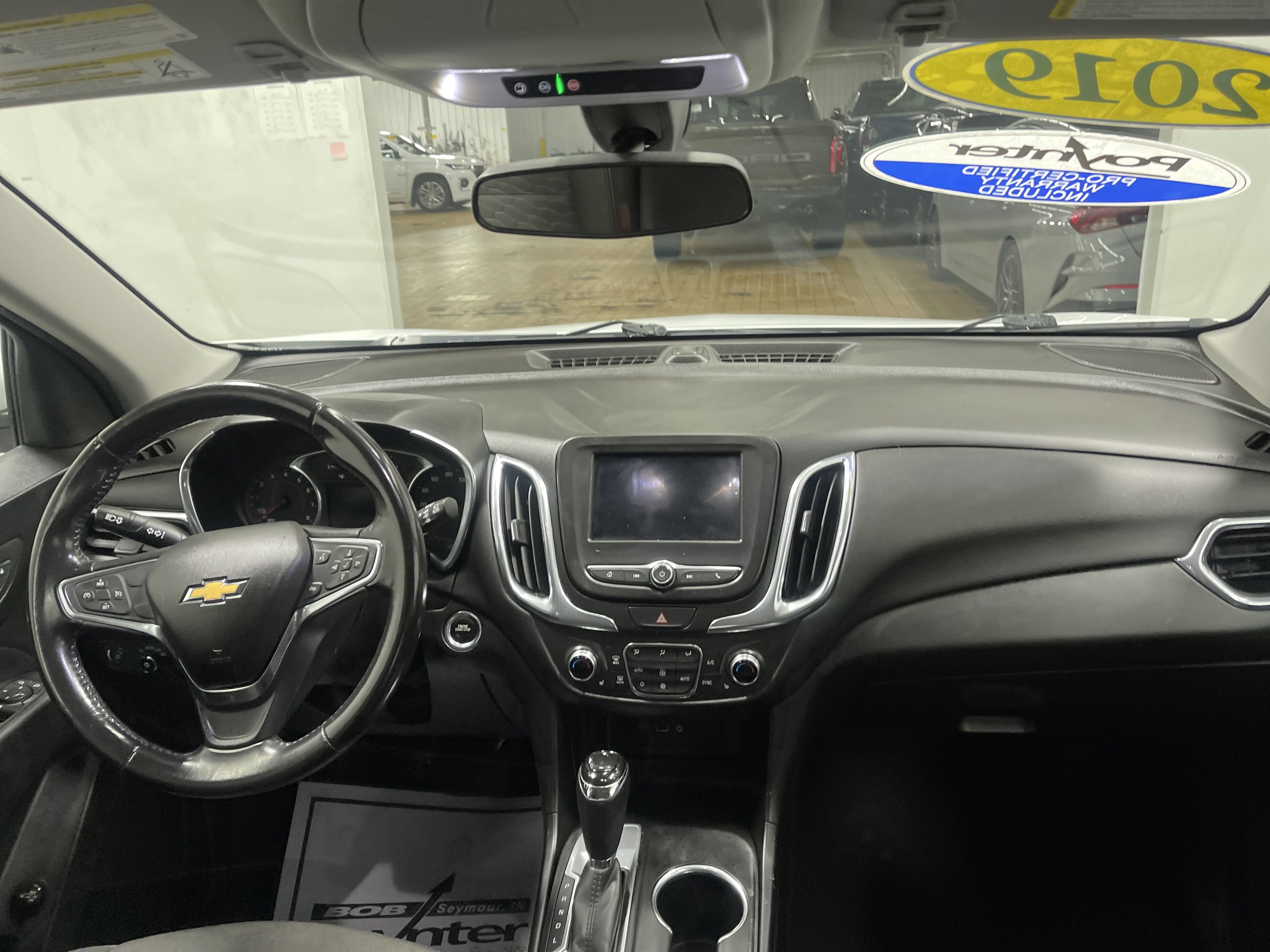Used 2019 Chevrolet Equinox LT FWD image 23