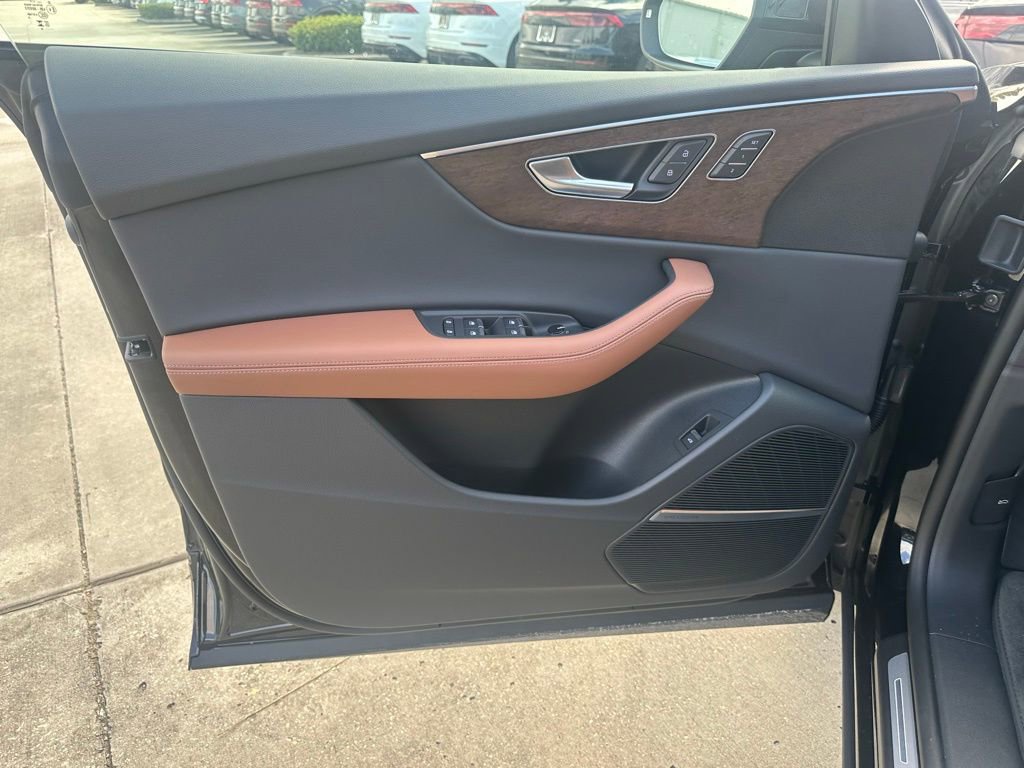 New 2026 Audi Q8 Premium Plus image 9