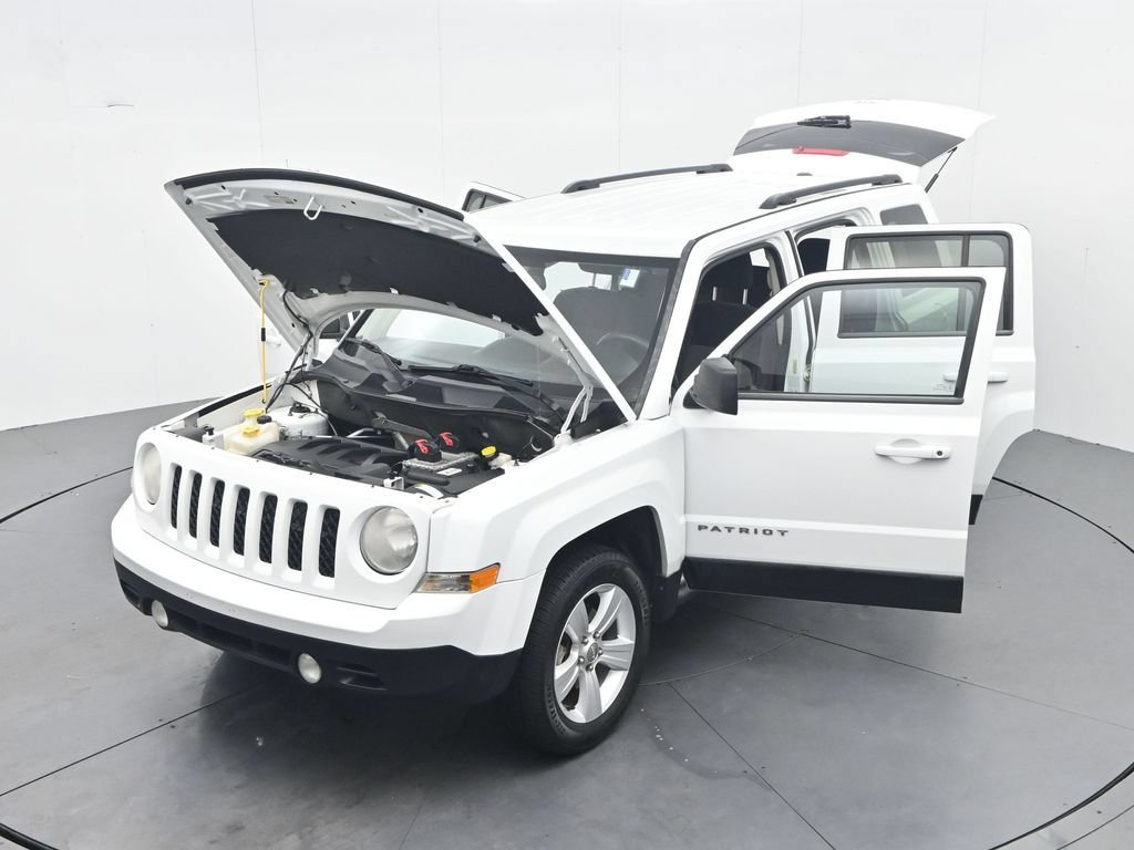 Used 2014 Jeep Patriot Sport w/ Power Value Group AWD/4WD image 45