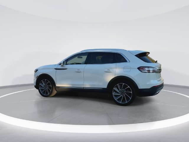 Used 2023 Lincoln Nautilus Reserve w/ Equipment Group 201A FWD image 5