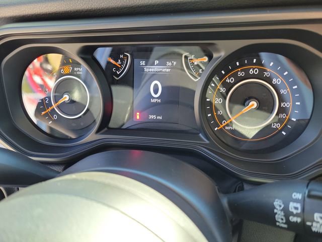 Used 2025 Jeep Wrangler Sport image 16