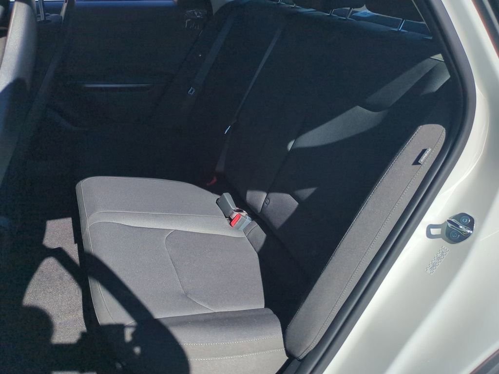 New 2026 Kia K4 LXS image 23